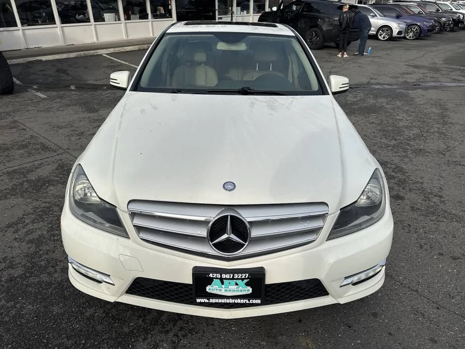 2012 Mercedes-Benz W204 C-Class - Image 9 of 19