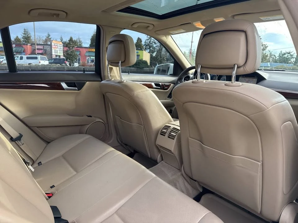 2012 Mercedes-Benz W204 C-Class - Image 19 of 19