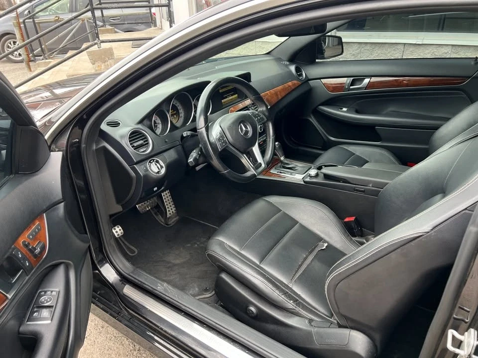 2012 Mercedes-Benz W204 C-Class - Image 7 of 16