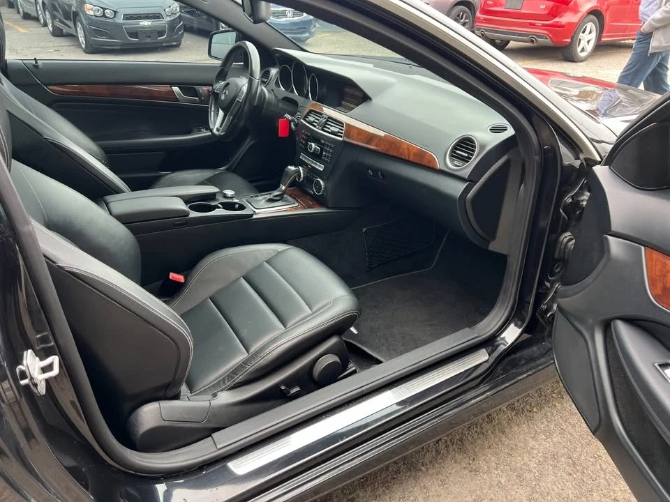 2012 Mercedes-Benz W204 C-Class - Image 10 of 16
