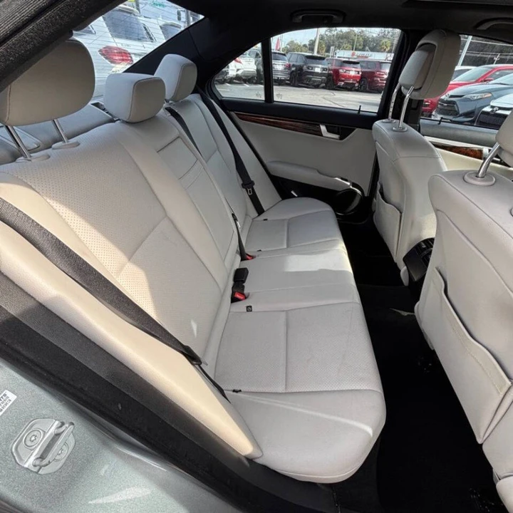2012 Mercedes-Benz W204 C-Class - Image 18 of 20