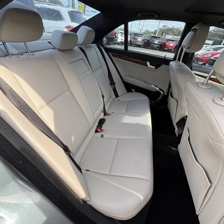 2012 Mercedes-Benz W204 C-Class - Image 19 of 20