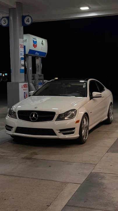 2012 Mercedes-Benz W204 C-Class - Image 2 of 11