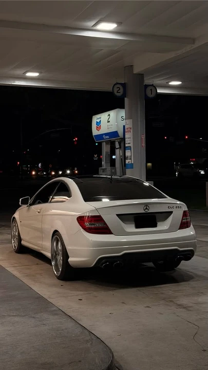 2012 Mercedes-Benz W204 C-Class - Image 3 of 11