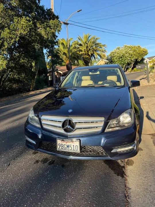 2012 Mercedes-Benz W204 C-Class - Image 2 of 8
