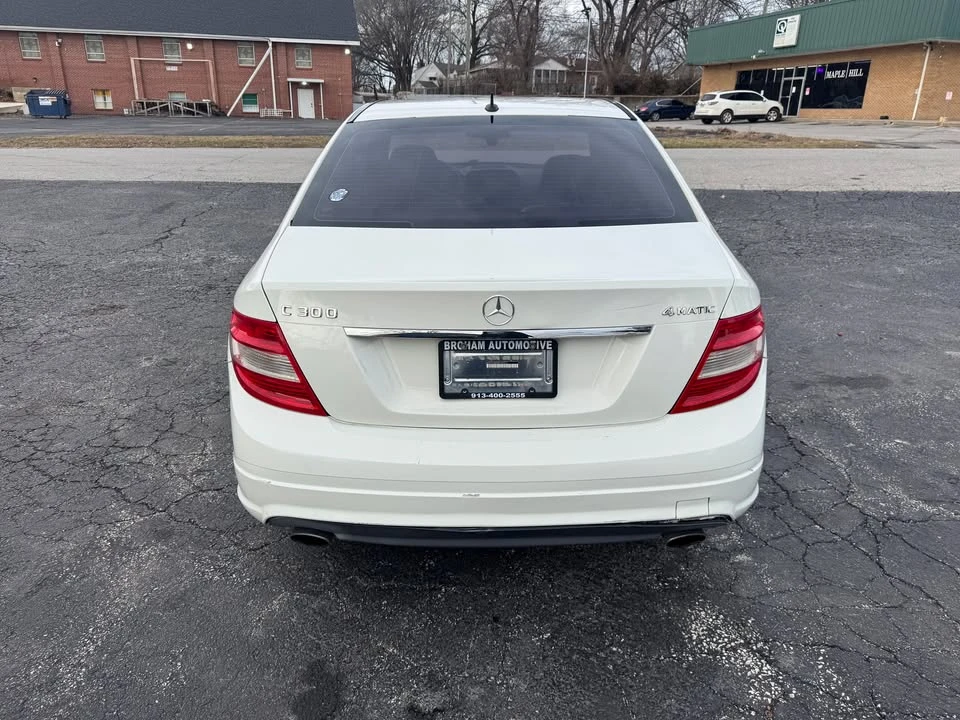 2012 Mercedes-Benz W204 C-Class - Image 6 of 10