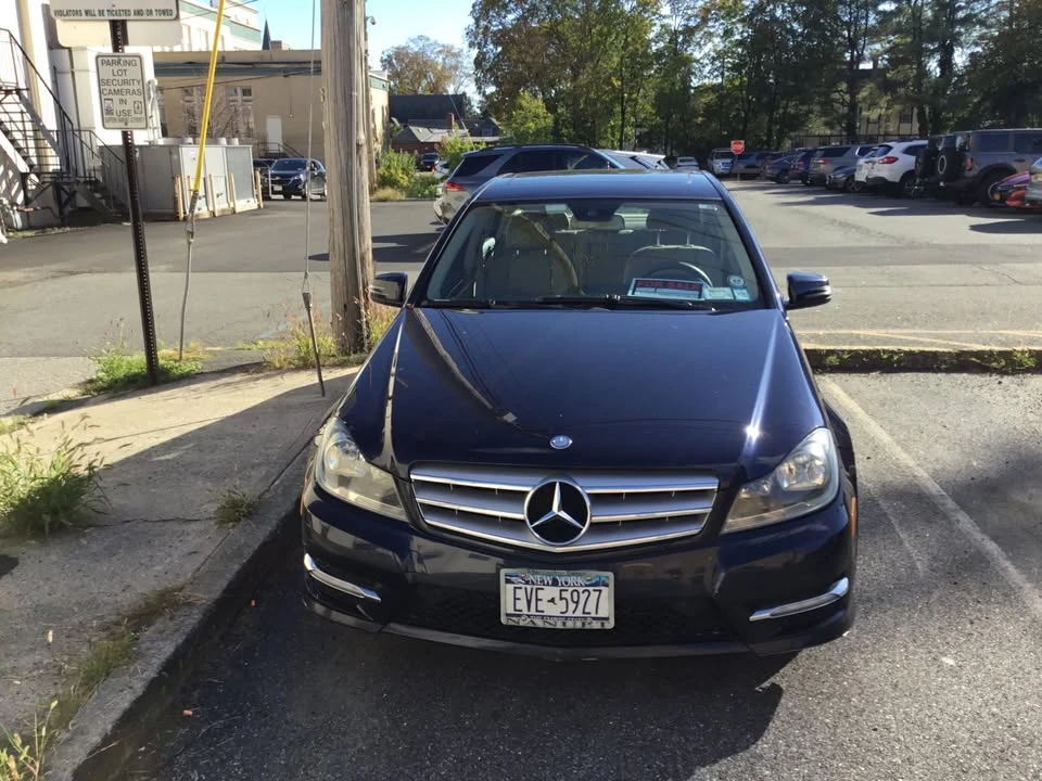 2012 Mercedes-Benz W204 C-Class - Image 2 of 8