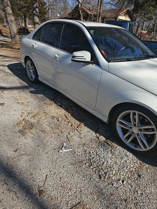 2012 Mercedes-Benz W204 C-Class - Image 4 of 6