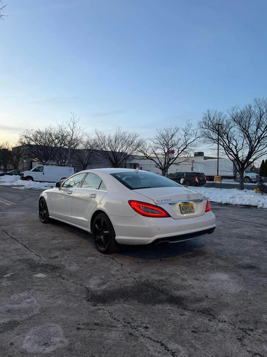 2012 Mercedes-Benz C218 CLS-Class - Image 2 of 9