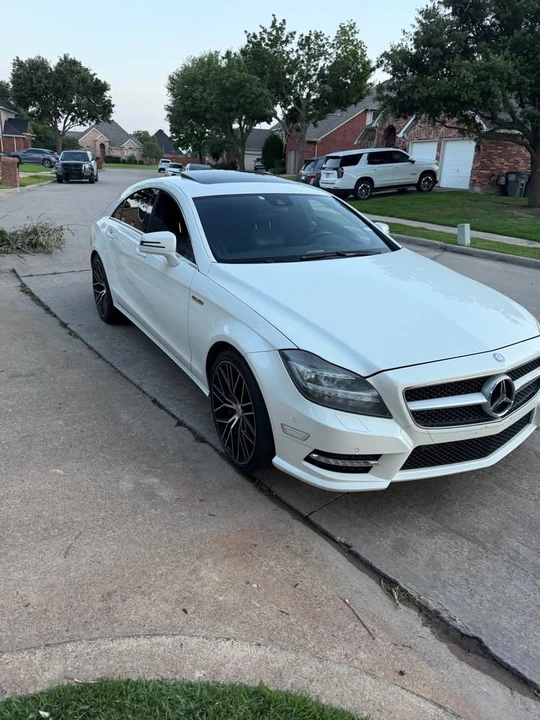 2012 Mercedes-Benz C218 CLS-Class - Image 6 of 11