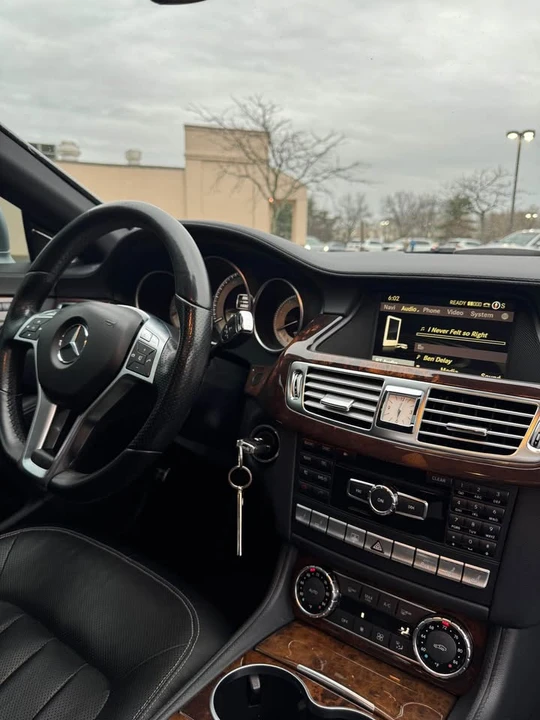 2012 Mercedes-Benz C218 CLS-Class - Image 8 of 20