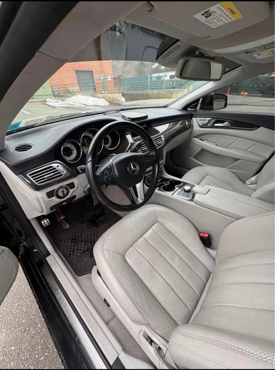 2012 Mercedes-Benz C218 CLS-Class - Image 5 of 7