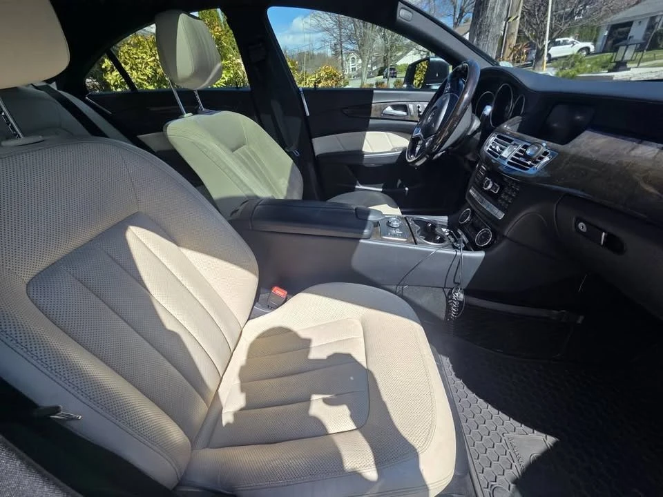 2012 Mercedes-Benz C218 CLS-Class - Image 7 of 12