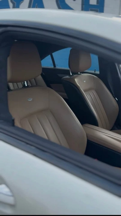 2012 Mercedes-Benz C218 CLS-Class - Image 6 of 8