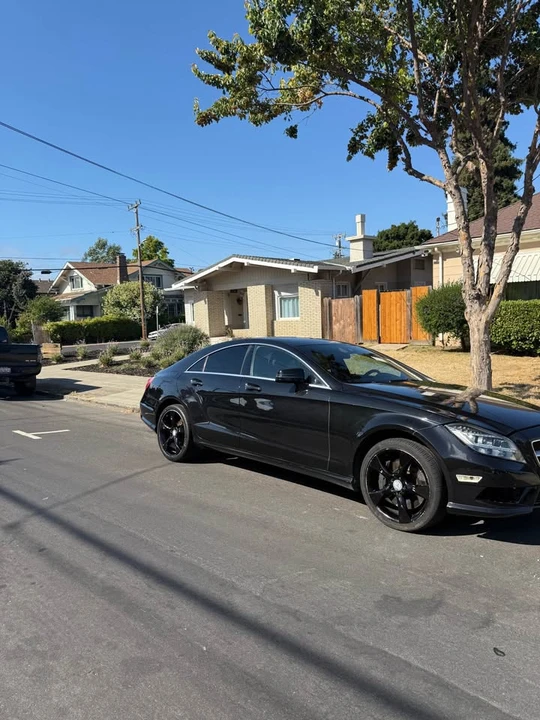 2012 Mercedes-Benz C218 CLS-Class - Image 9 of 11