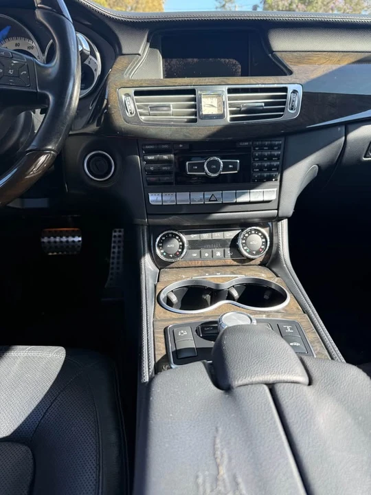 2012 Mercedes-Benz C218 CLS-Class - Image 6 of 11