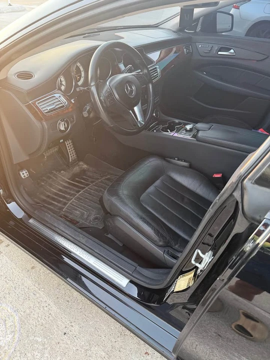 2012 Mercedes-Benz C218 CLS-Class - Image 9 of 11