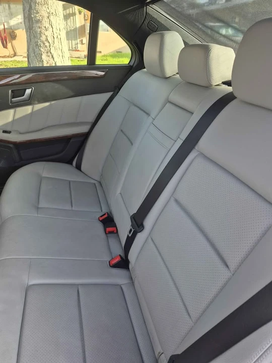 2012 Mercedes-Benz W212 E-Class - Image 8 of 10