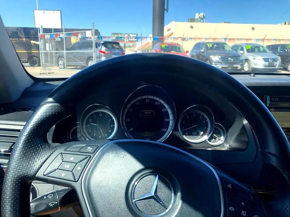 2012 Mercedes-Benz W212 E-Class - Image 14 of 20