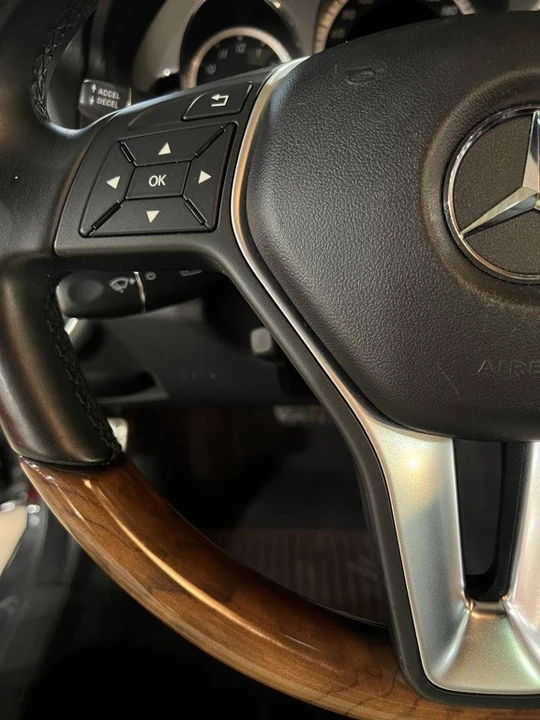 2012 Mercedes-Benz W212 E-Class - Image 14 of 20