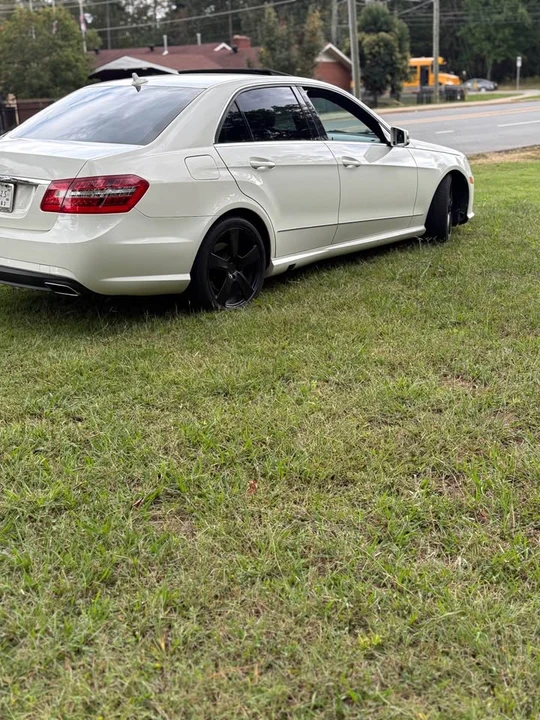 2012 Mercedes-Benz W212 E-Class - Image 6 of 10