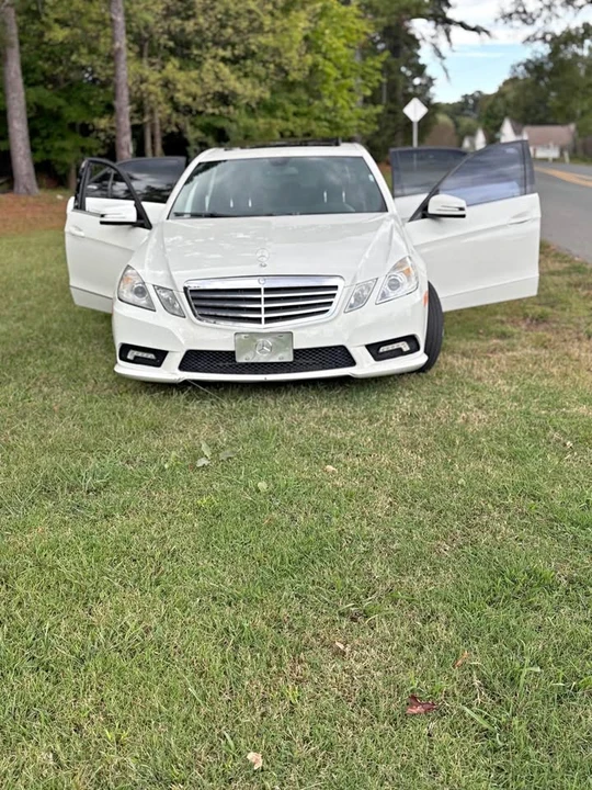 2012 Mercedes-Benz W212 E-Class - Image 2 of 10