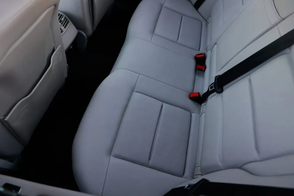 2012 Mercedes-Benz W212 E-Class - Image 10 of 20