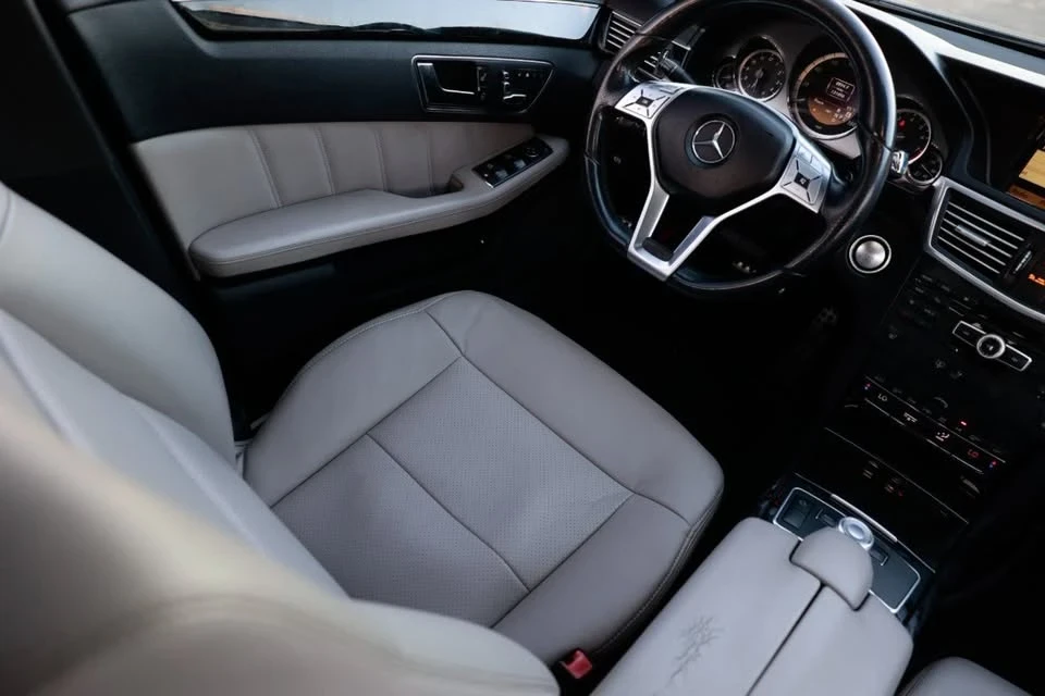 2012 Mercedes-Benz W212 E-Class - Image 20 of 20