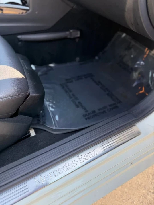 2012 Mercedes-Benz W212 E-Class - Image 11 of 14