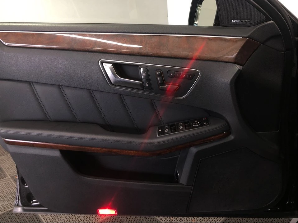 2012 Mercedes-Benz W212 E-Class - Image 17 of 20
