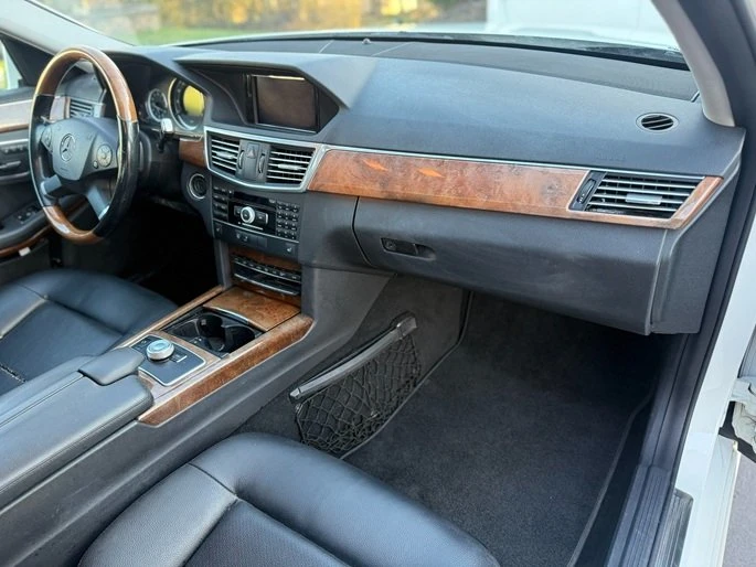 2012 Mercedes-Benz W212 E-Class - Image 15 of 21