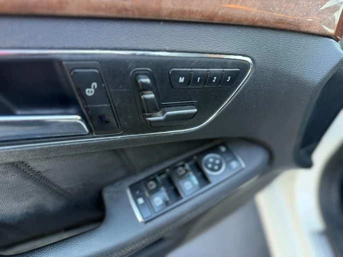 2012 Mercedes-Benz W212 E-Class - Image 16 of 21
