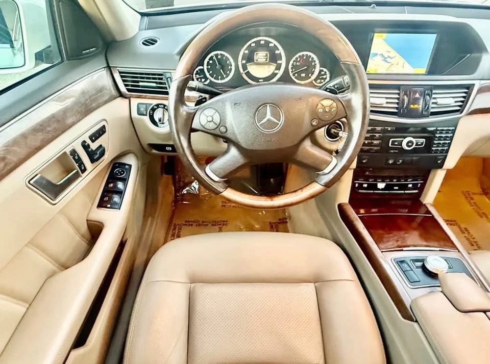 2012 Mercedes-Benz W212 E-Class - Image 9 of 19