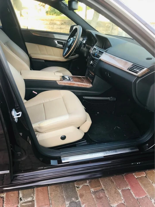 2012 Mercedes-Benz W212 E-Class - Image 5 of 8