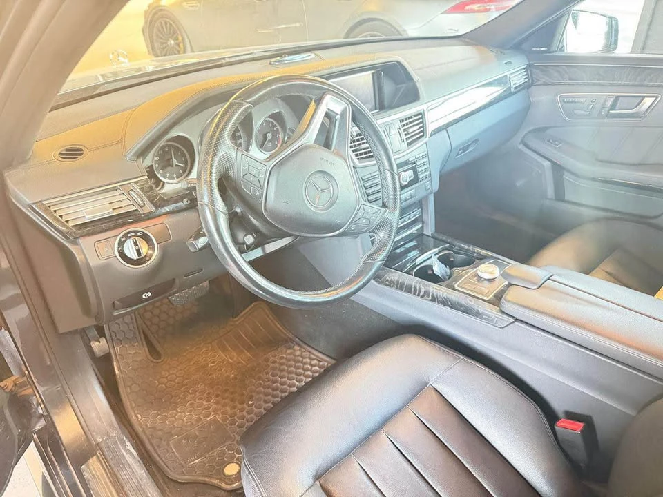 2012 Mercedes-Benz W212 E-Class - Image 4 of 8