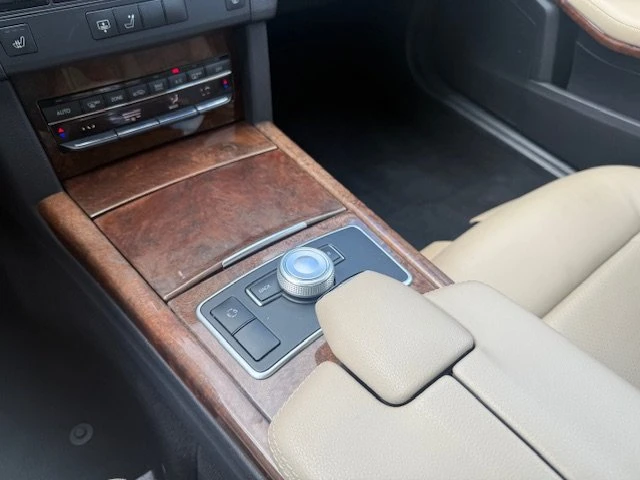 2012 Mercedes-Benz W212 E-Class - Image 12 of 20