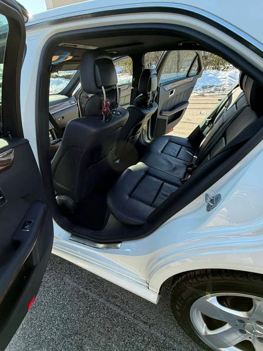 2012 Mercedes-Benz W212 E-Class - Image 3 of 8