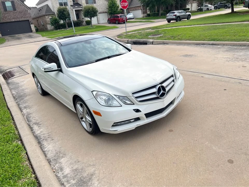 2012 Mercedes-Benz C207/A207 E-Class Coupe & Convertible - Image 2 of 10