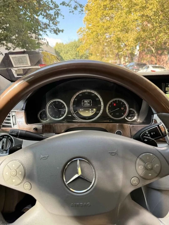 2012 Mercedes-Benz W212 E-Class - Image 10 of 11