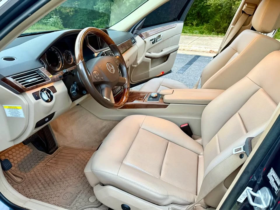 2012 Mercedes-Benz W212 E-Class - Image 9 of 16