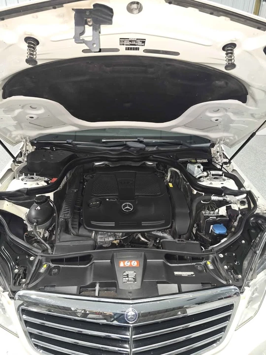 2012 Mercedes-Benz W212 E-Class - Image 13 of 20