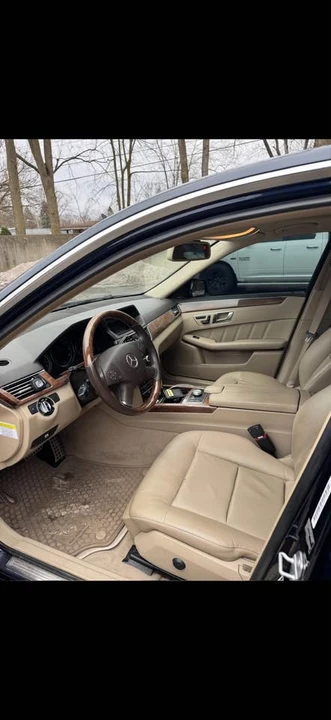 2012 Mercedes-Benz W212 E-Class - Image 9 of 12