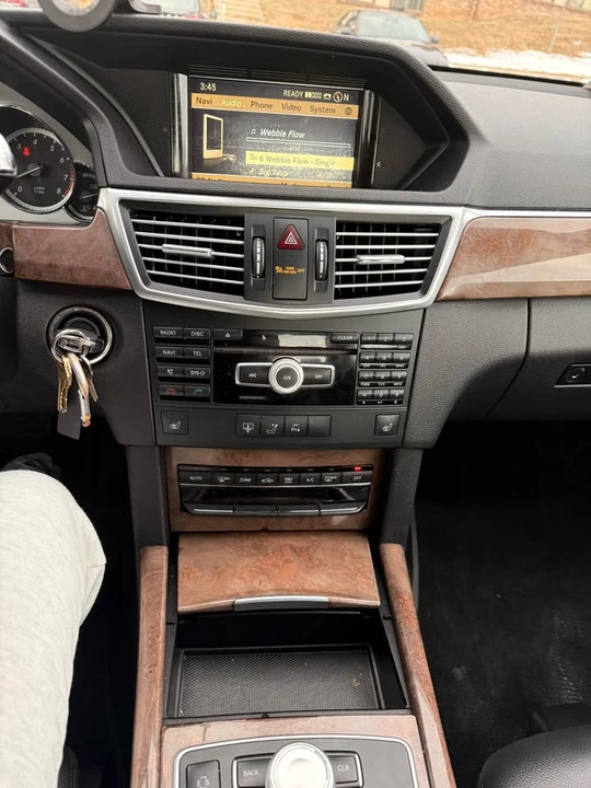 2012 Mercedes-Benz W212 E-Class - Image 11 of 13