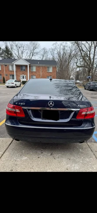 2012 Mercedes-Benz W212 E-Class - Image 8 of 12
