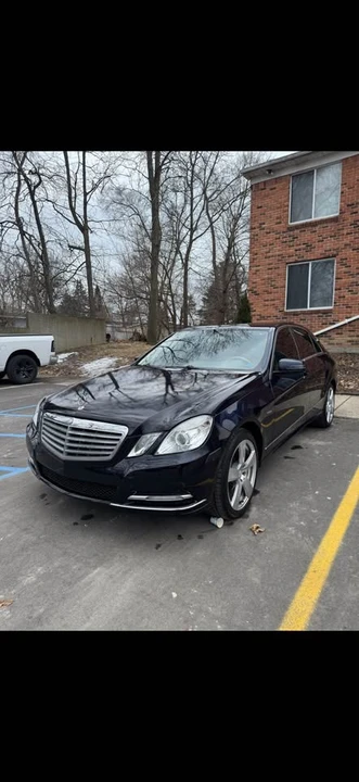 2012 Mercedes-Benz W212 E-Class - Image 2 of 12