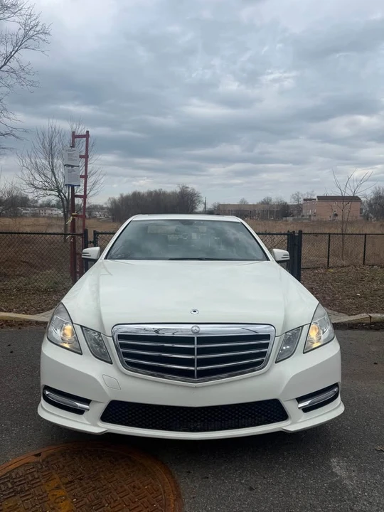 2012 Mercedes-Benz W212 E-Class - Image 3 of 13