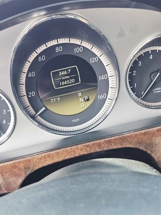 2012 Mercedes-Benz W212 E-Class - Image 11 of 14