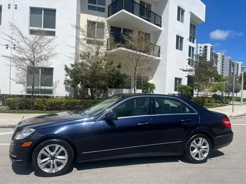 2012 Mercedes-Benz E-Class E 350 4MATIC Sedan