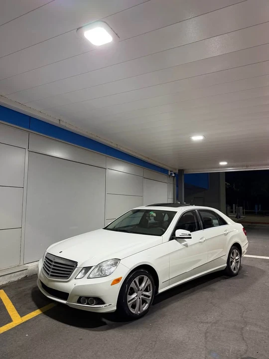 2012 Mercedes-Benz W212 E-Class - Image 3 of 19