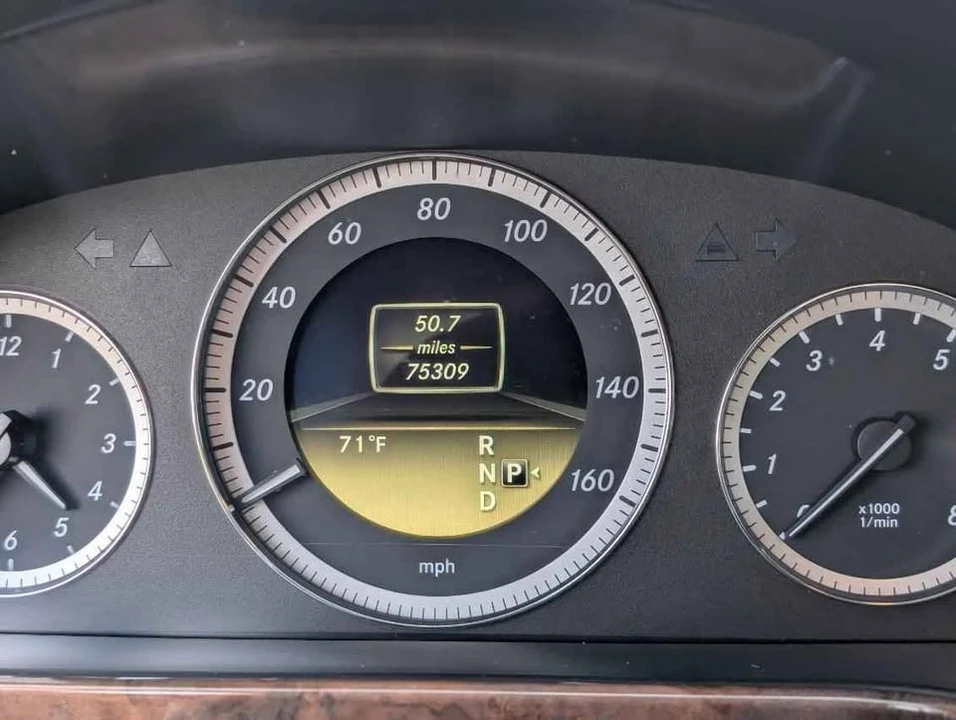2012 Mercedes-Benz W212 E-Class - Image 14 of 15